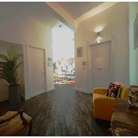 Antiqua Domus 4*