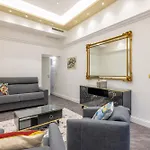 Antiqua Domus Pensjonat 4*